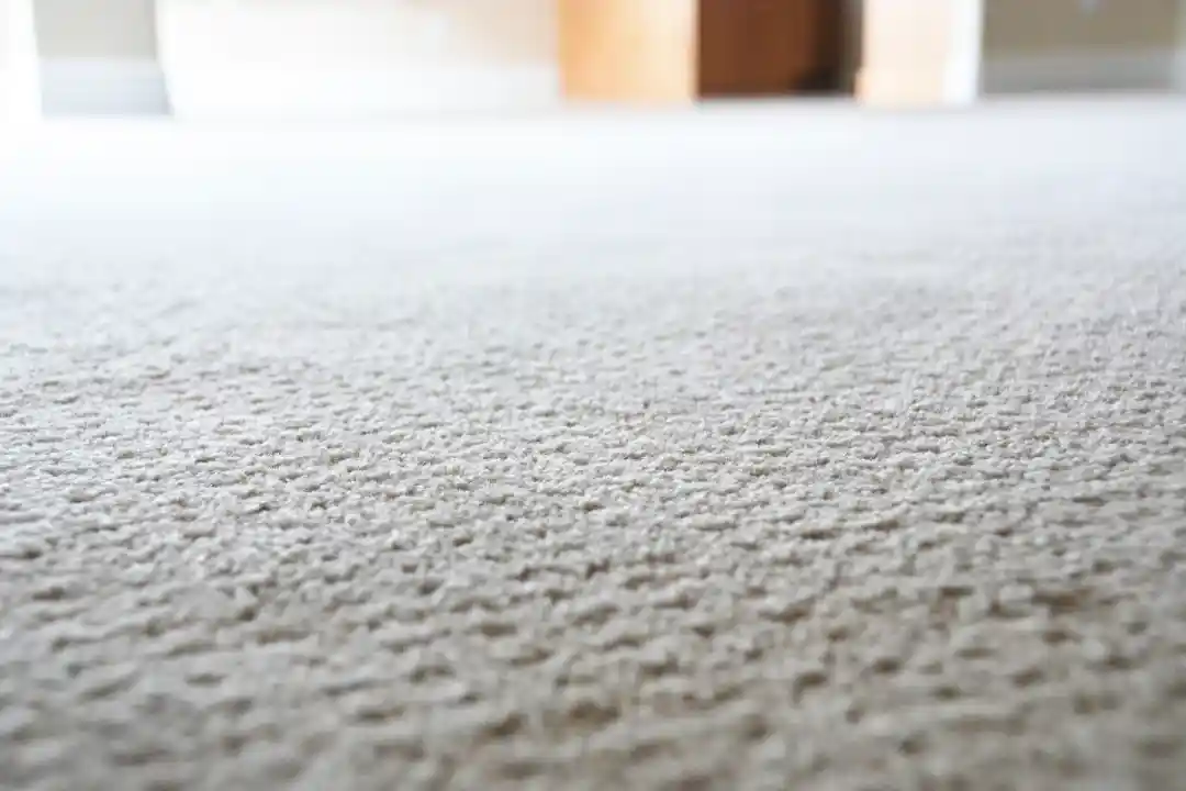 Choosing the Right Flooring After Carpet Removal Dallas, TX